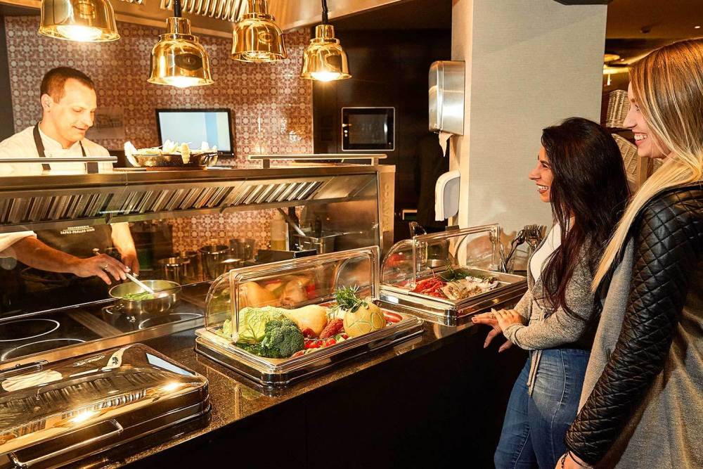 ESSEN-TRINKEN Mittagessen